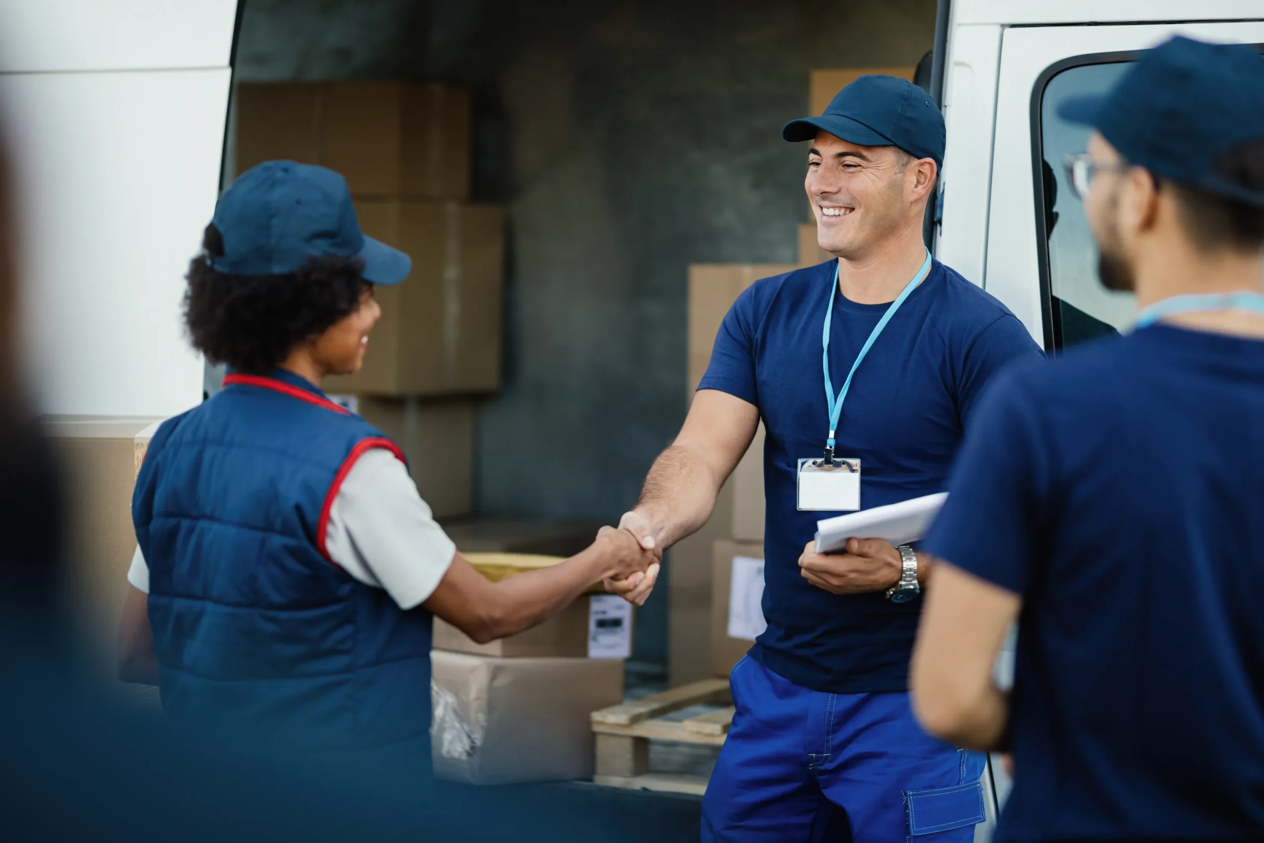 3 local movers in Dubai are happy after their job